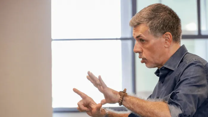 Data alerta sobre a importância de combater violência contra mulheres