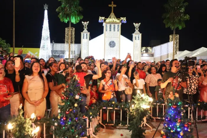 Cidade: Praça ganha cenário especial no 16º Natal Encantado de Marabá