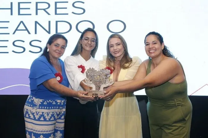 Segunda edição do Prêmio Elas reconhece 12 iniciativas que fortalecem o protagonismo feminino no Espírito Santo