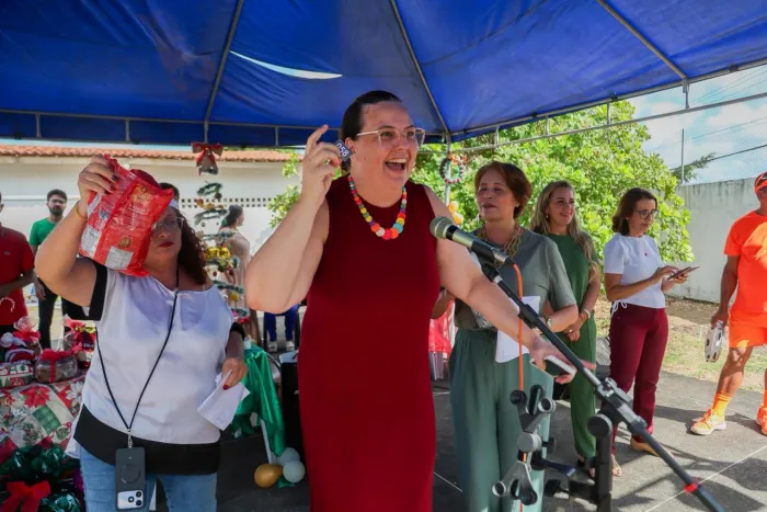 Caps Caminhar celebra o Natal com usuários, familiares e profissionais do serviço