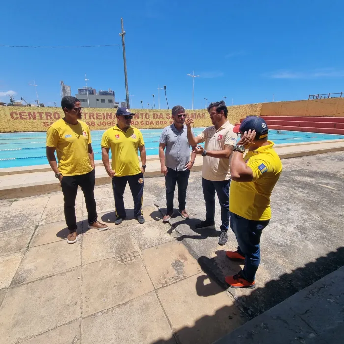 Prefeitura visita estrutura do Salvamar para fortalecer salvamento aquático nas praias de Lauro de Freitas