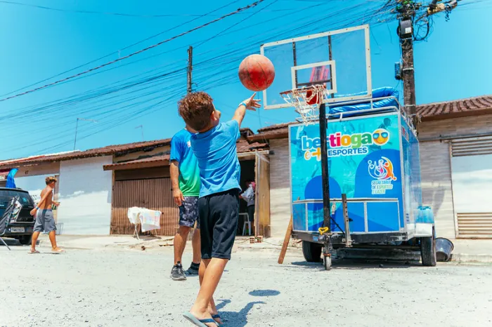 Programação gratuita anima Bertioga com esportes e brincadeiras neste domingo (14)