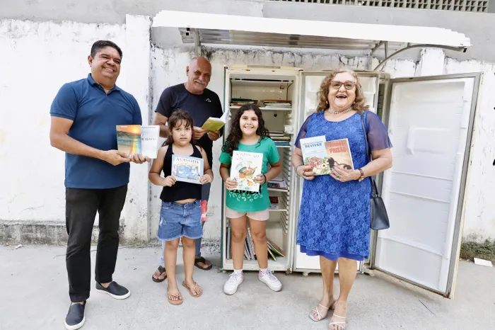 Biblioteca ao ar livre transforma o Parque das Três Ruas em ponto de cultura em João Pessoa