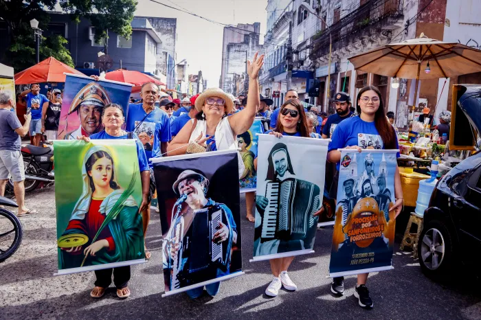 Sabadinho Bom tem música, procissão e homenagem a Luiz Gonzaga e ao Dia do Forró