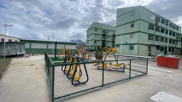 Prefeitura conclui a reforma do Conjunto Habitacional Nova Geração, no Complexo do Alemão