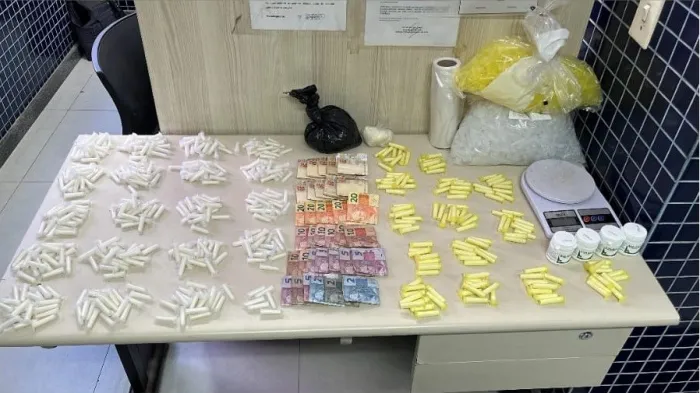 17ª Cia Independente apreende arma de fogo e entorpecentes em Vila Velha