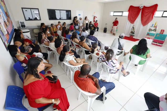 Prefeitura de Petrolina oferece ação natalina com usuários do CAPS
