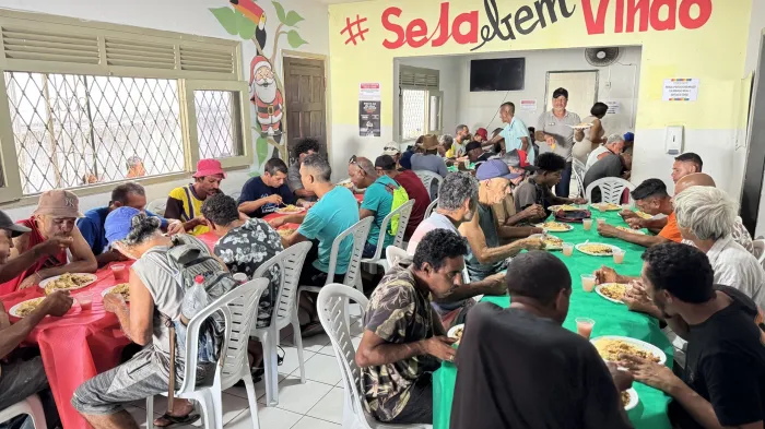 Centro Pop promove almoço de Natal com acolhimento e fortalecimento de vínculos