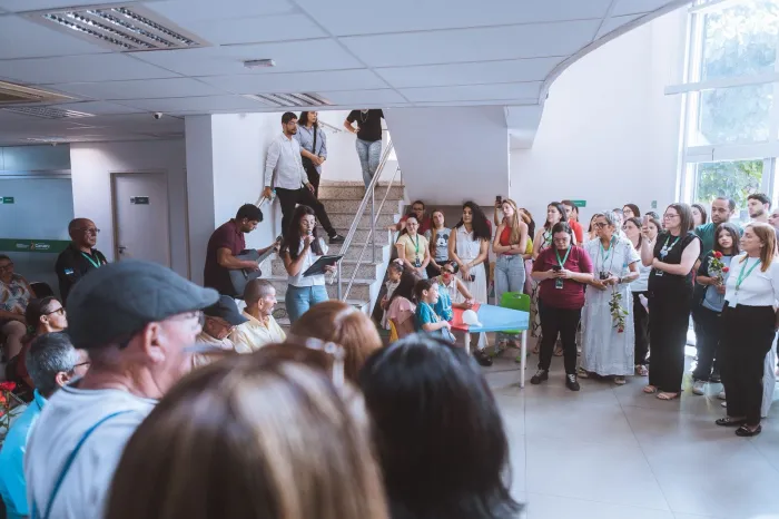 Coral Saber Viver realizou apresentação natalina na sede da SAS