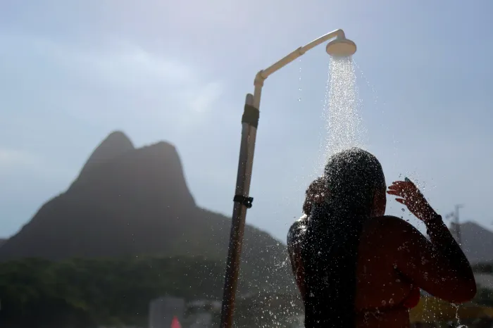 Na estação mais quente do ano, atendimentos por queimadura solar mais que dobram - Foto: Marcos de Paula