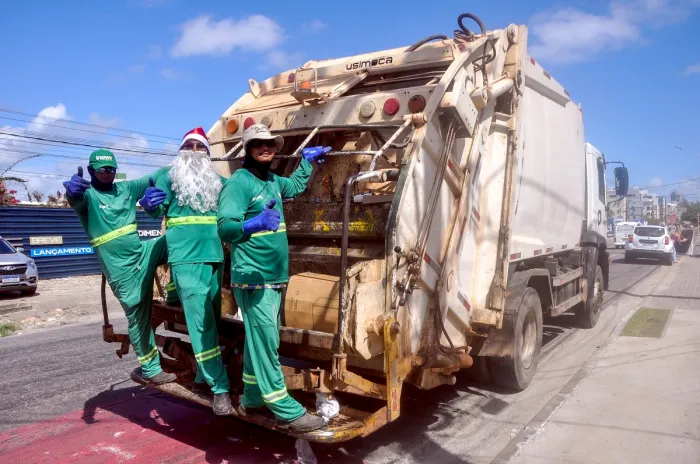 Emlur mantém serviços diários e reforça operacional para eventos natalinos na cidade