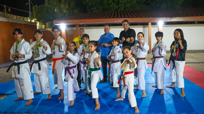 Em Imperatriz, governador Carlos Brandão participa de encontro com atletas do karatê