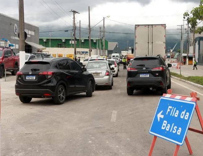 São Sebastião adota medidas para minimizar impactos do trânsito no Centro durante temporada de verão