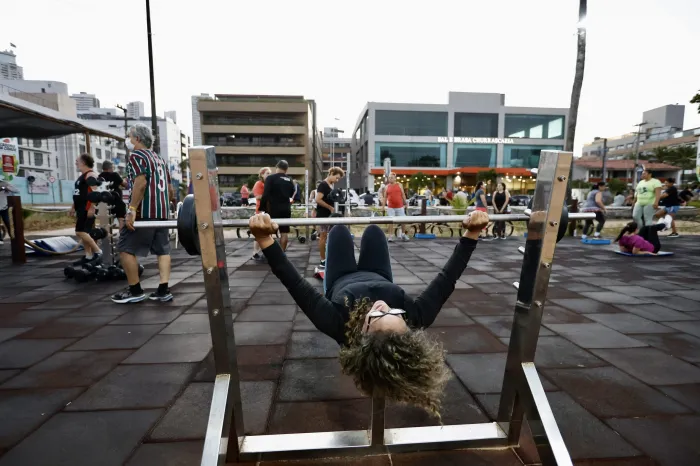 Prefeitura incentiva população a abandonar o sedentarismo com ações em praias, parques e praças