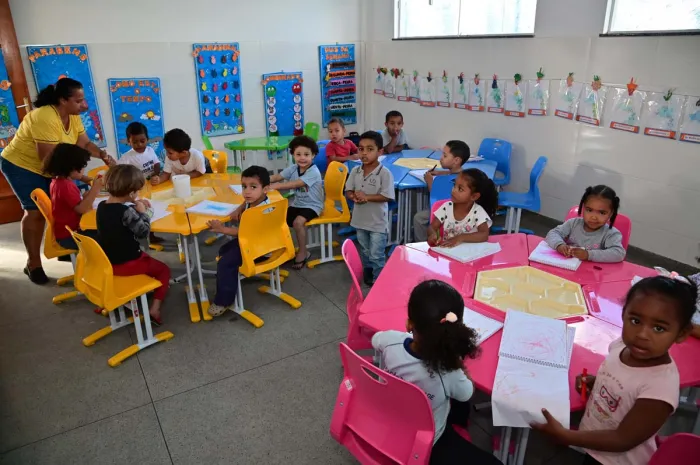 Governo Municipal e Caixa formalizam parceria para modernizar infraestrutura da Educação Infantil e construir novas creches