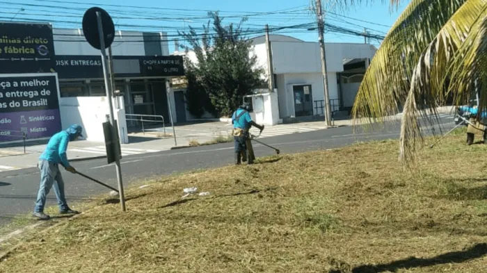 Mutirão da Limpeza atende bairros e escolas nesta terça-feira
