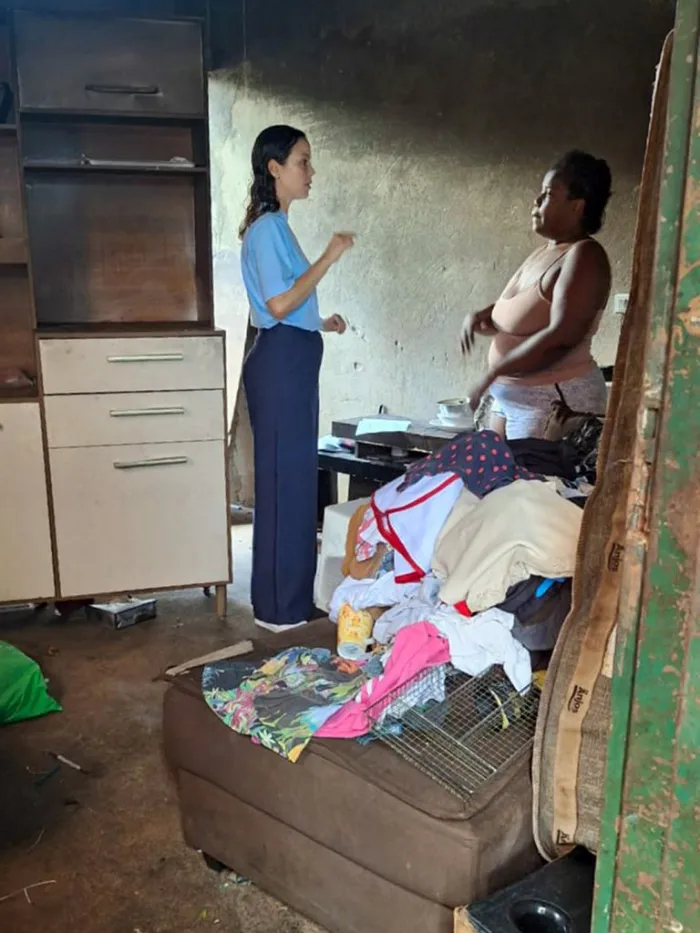 Prefeitura de Araçatuba ajuda família que teve casa incendiada no Verde Parque