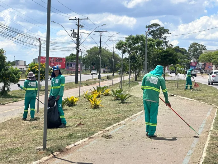Semma intensifica manutenção de áreas verdes durante o verão em Vitória da Conquista