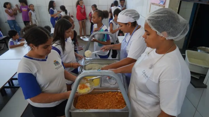Produtores familiares têm até esta quarta-feira para entregar documentos e projeto de venda de alimentos para merenda escolar de Araçatuba