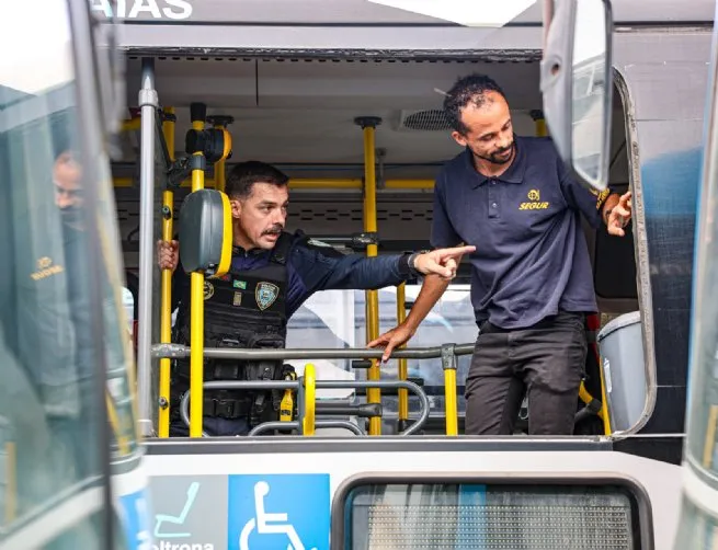 Por determinação do prefeito, Prefeitura adota medidas administrativas e intensifica fiscalização após acidente no transporte coletivo