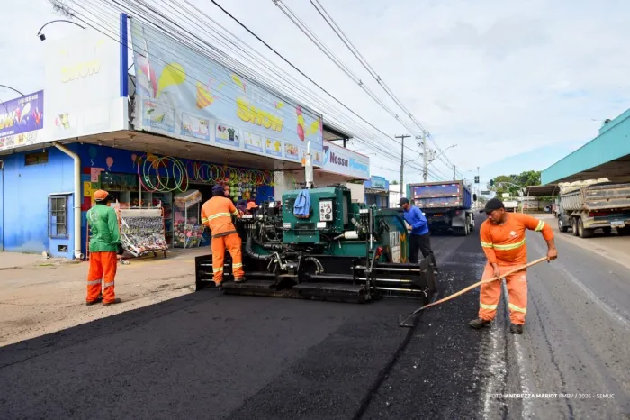 ESTRELA D’ÁLVA - Prefeitura intensifica obras de recapeamento em uma das avenidas mais movimentadas e comerciais da Zona Oeste