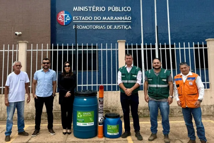 AÇAILÂNDIA – Sede das Promotorias recebe coletores para logística reversa