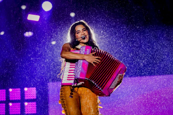 Cícero Lucena prestigia gravação do DVD de Lucy Alves na Orla e destaca potencial de João Pessoa como sede de grandes eventos
