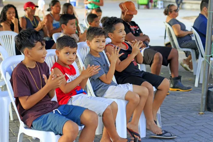 Parque Solon de Lucena é opção de lazer para as crianças durante finais de semana