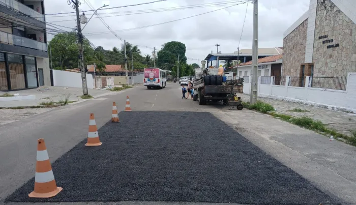 Mais de 20 bairros são contemplados com a Operação Tapa-buraco nesta quarta-feira