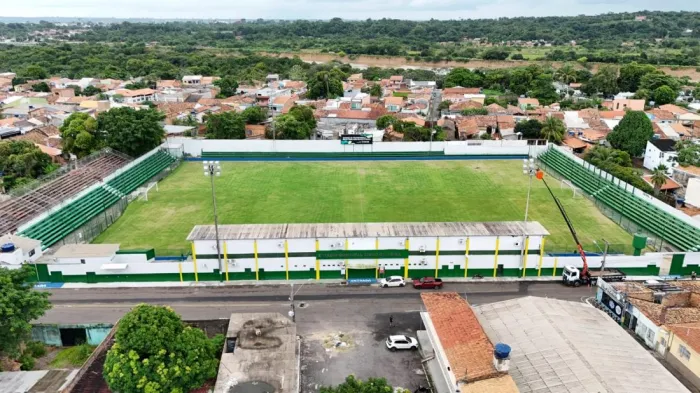 Obras: Sevop realiza ajustes finais na revitalização do Estádio Zinho Oliveira