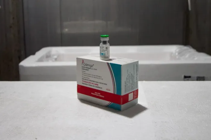 Vacina contra a dengue: Pernambuco inicia a imunização crianças e adolescentes de 10 a 14 anos em todos os municípios