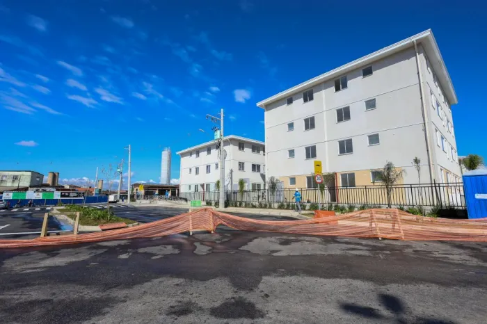 Governo de SP firma convênio com Prefeitura de Santos e Cohab-ST para ampliação do Parque Palafitas