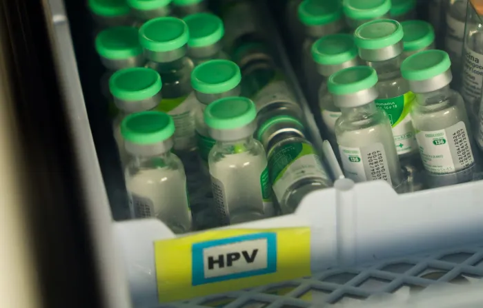 Janeiro Verde: Cepon alerta que vacinação contra o HPV é fundamental na prevenção de câncer do colo do útero