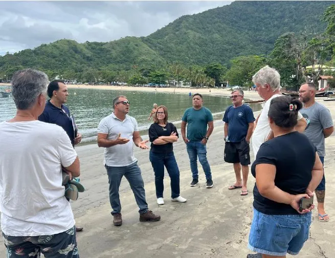 Prefeitura promove reunião com Associação e setor náutico para alinhar ações na Praia das Cigarras