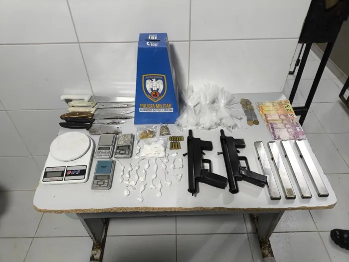 PM apreende submetralhadoras e drogas em duas ocorrências no município de Linhares