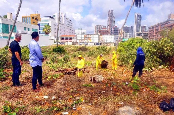 Emlur e Semam realizam vistoria para combater descarte irregular de resíduos