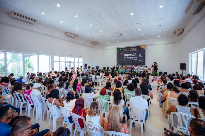 Jornada Pedagógica 2026 acontece em 3 de fevereiro e marca início do ano letivo da rede municipal de Lauro de Freitas