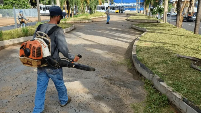 Mutirão atua em diferentes bairros de Rio Preto nesta quinta