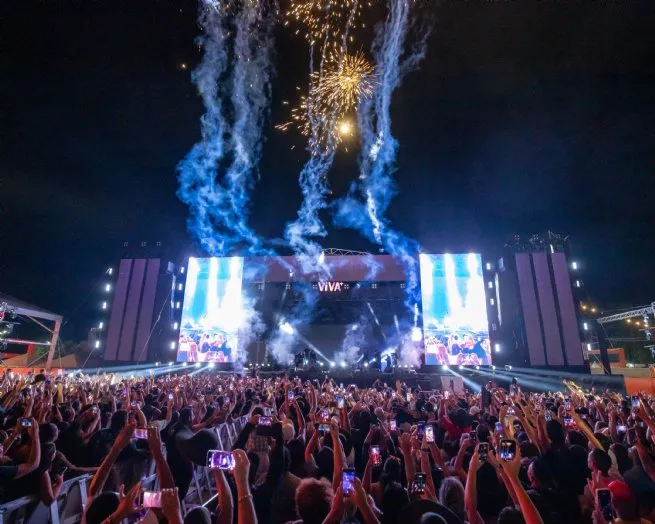 Encerramento do Verão Show 2026 reúne grande público na Rua da Praia e consolida novo modelo de eventos com patrocínio privado