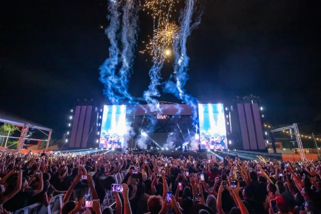 Encerramento do Verão Show 2026 São Sebastião com Natanzinho Lima leva mais de 90 mil pessoas à Rua da Praia