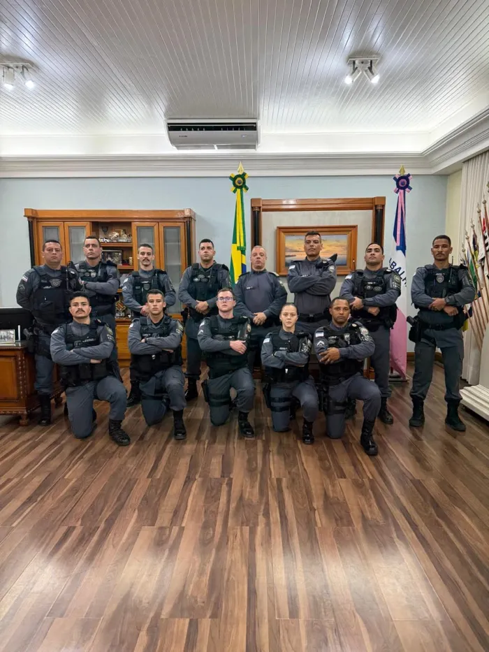 Comandante-geral recebe a Força Tática da 11ª Companhia Independente