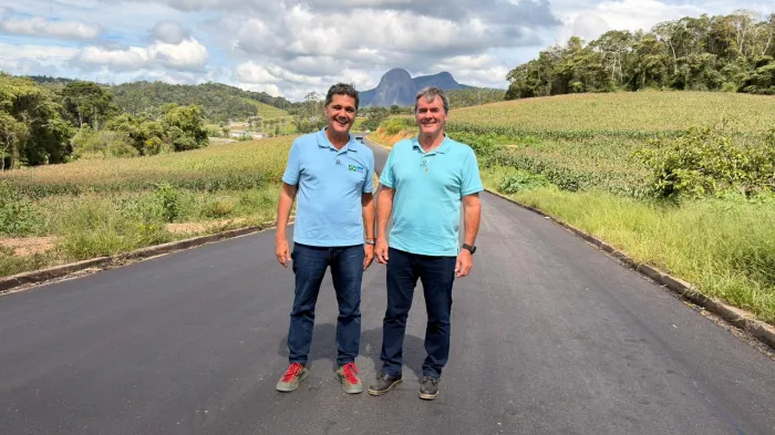 Vice-governador faz visita técnica às obras de revitalização da estrada de Alto Caxixe, em Venda Nova do Imigrante