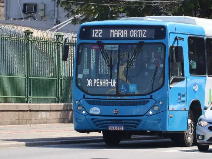 Ceturb-ES tem programação especial de ônibus e Aquaviário para desfile de Carnaval de Vitória
