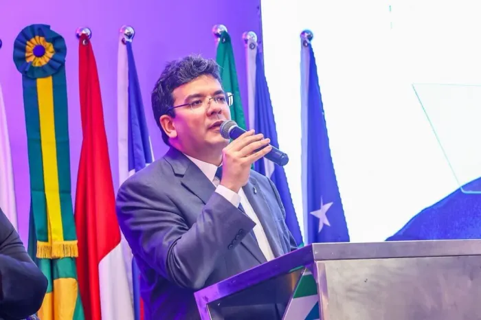 Na posse do novo presidente do Consórcio Nordeste, Rafael Fonteles defende mais acesso ao crédito e recursos para segurança pública