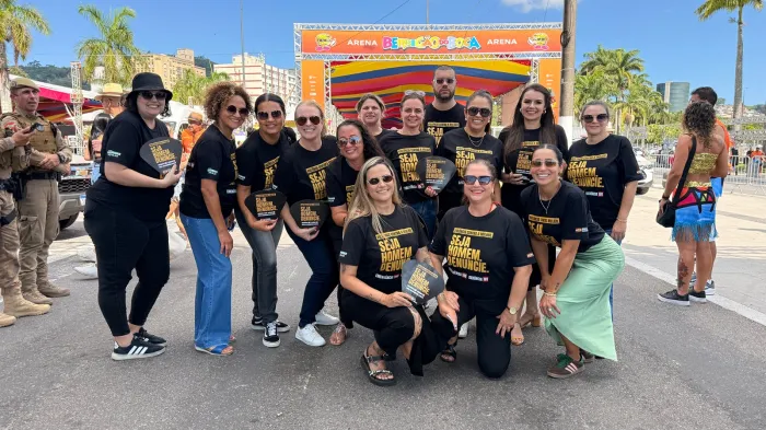 Assistência Social orienta foliões sobre crime de importunação sexual no Carnaval