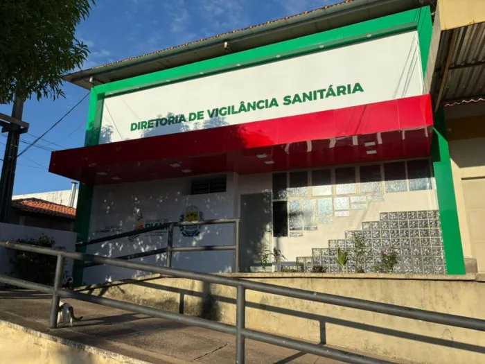 Vigilância Sanitária orienta foliões sobre cuidados com alimentos e bebidas no Carnaval