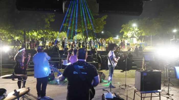 Marchinhas e frevo embalam início do Araçafolia e dão o tom do Carnaval 2026 em Araçatuba