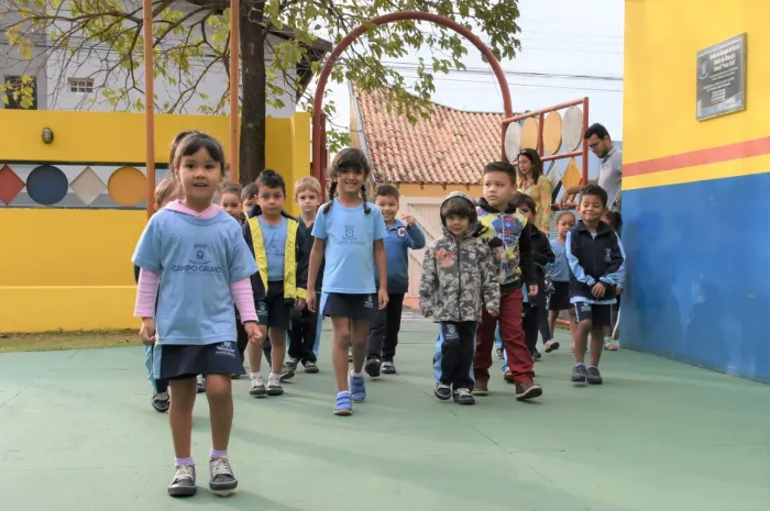 Ano letivo de 2026 começa com mais de 100 mil alunos na Reme