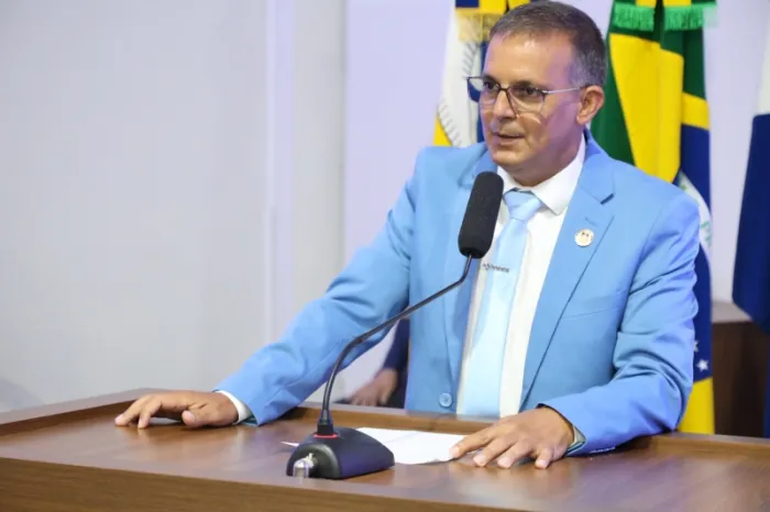 Inspetor Cabral solicita informações sobre licitação da iluminação pública de Dourados