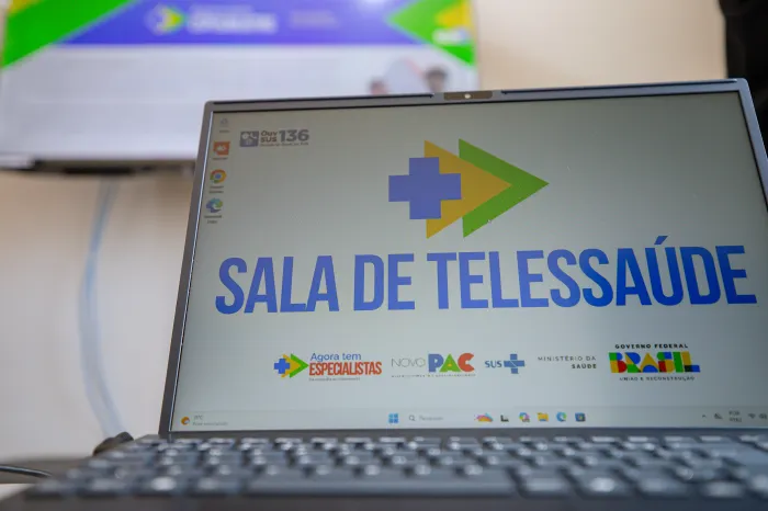 Prefeitura de Lauro de Freitas amplia serviços de saúde com kit de telessaúde